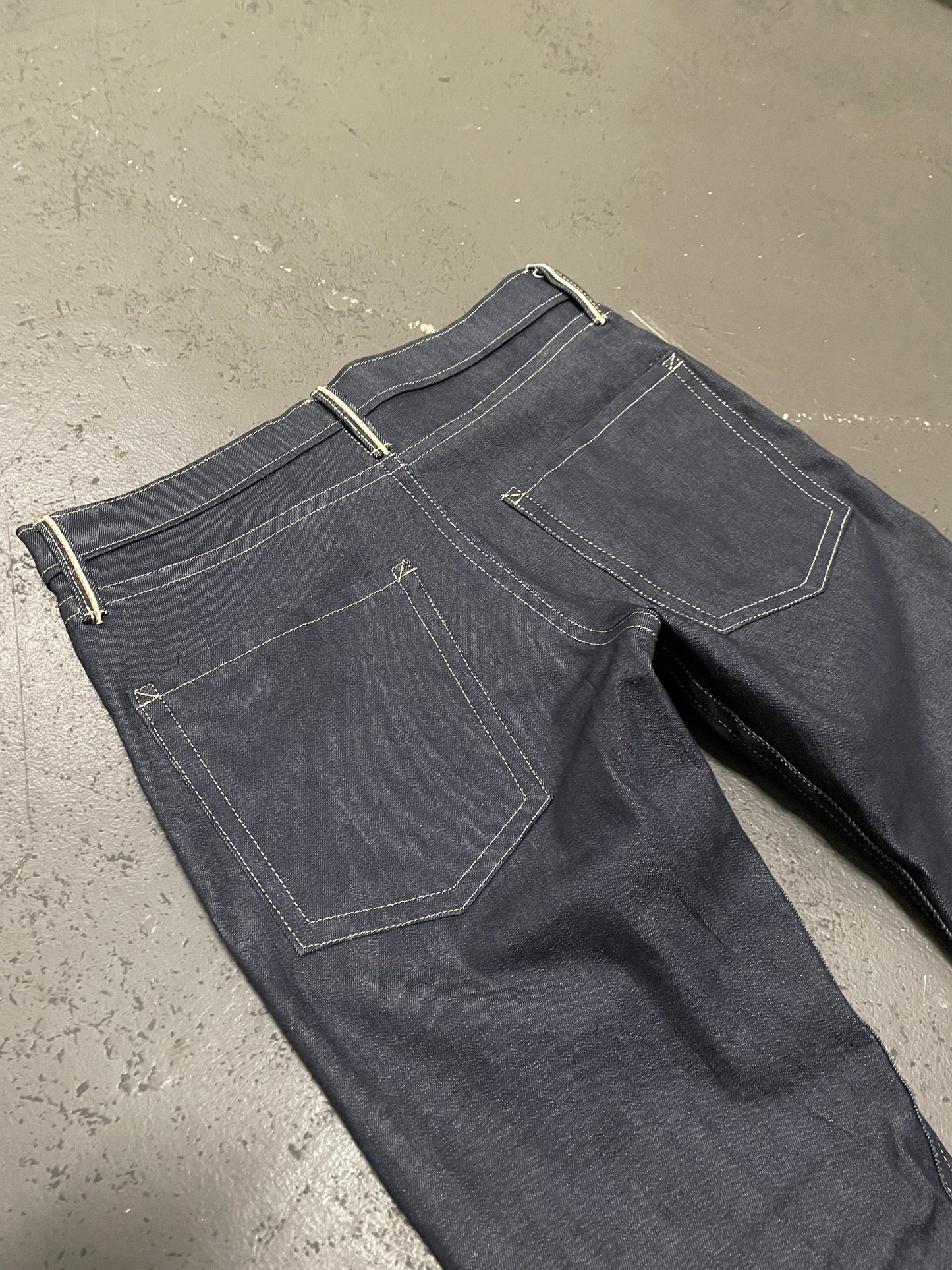 ‘GIRLFRIEND JEANS’ LOWRISE DENIM