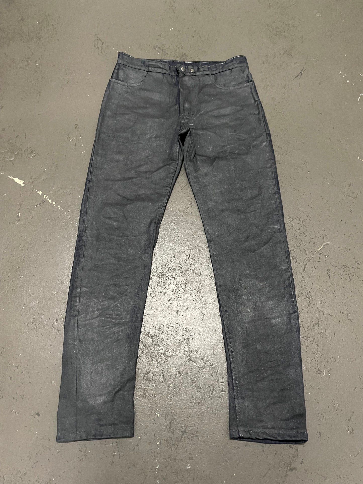 ‘NOAH’ CUT DENIM
