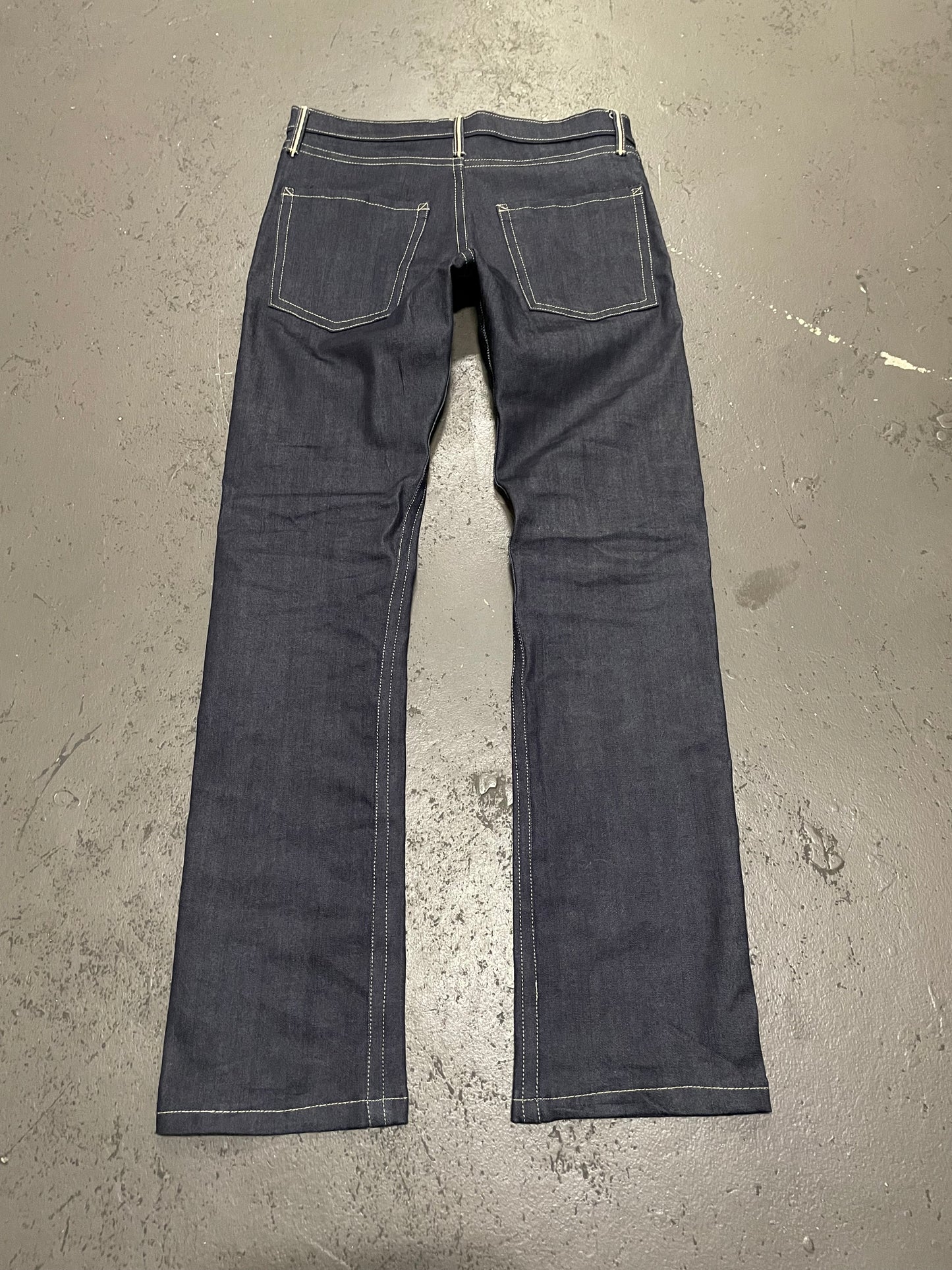 ‘GIRLFRIEND JEANS’ LOWRISE DENIM