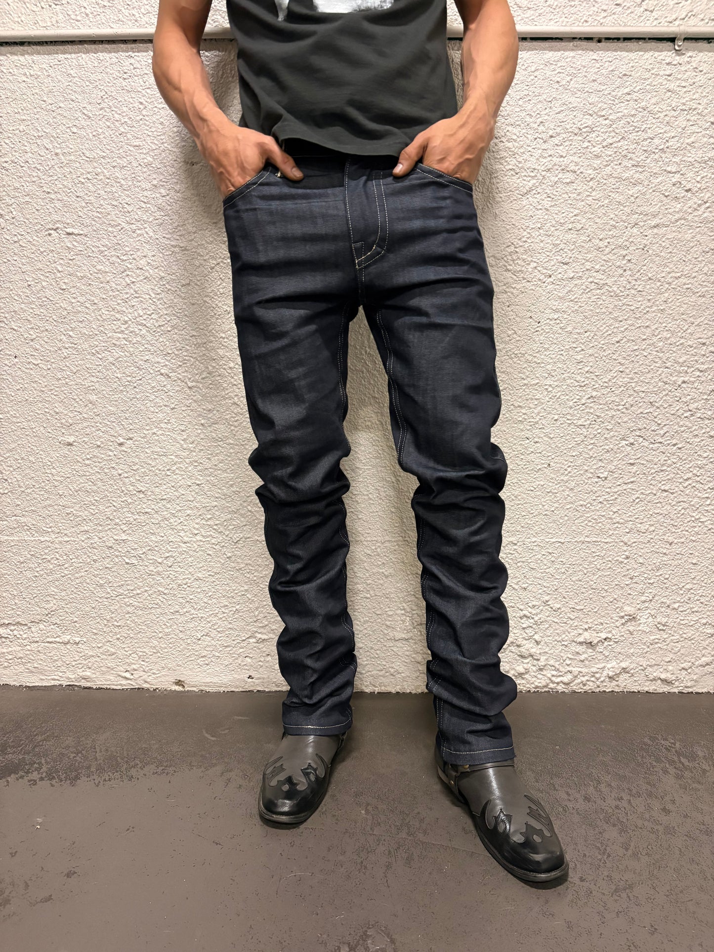 ‘GIRLFRIEND JEANS’ LOWRISE DENIM