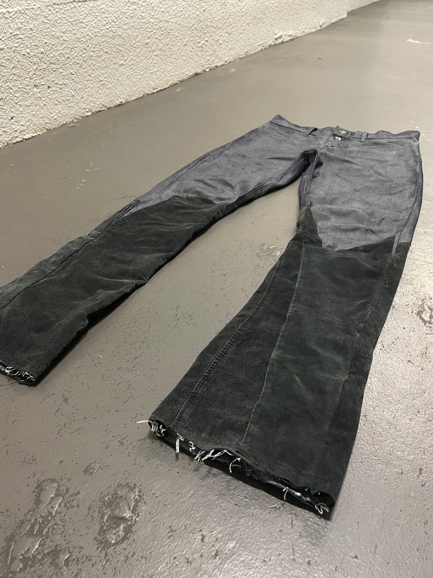 ‘ORION’ CUT DENIM