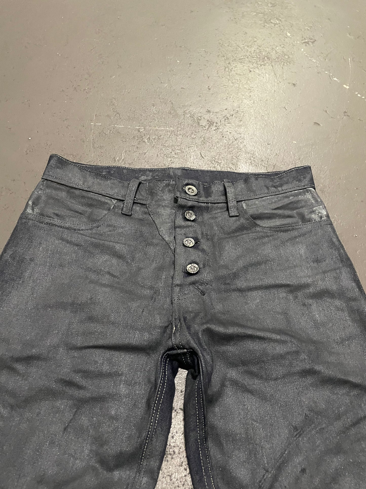 ‘ORION’ CUT DENIM