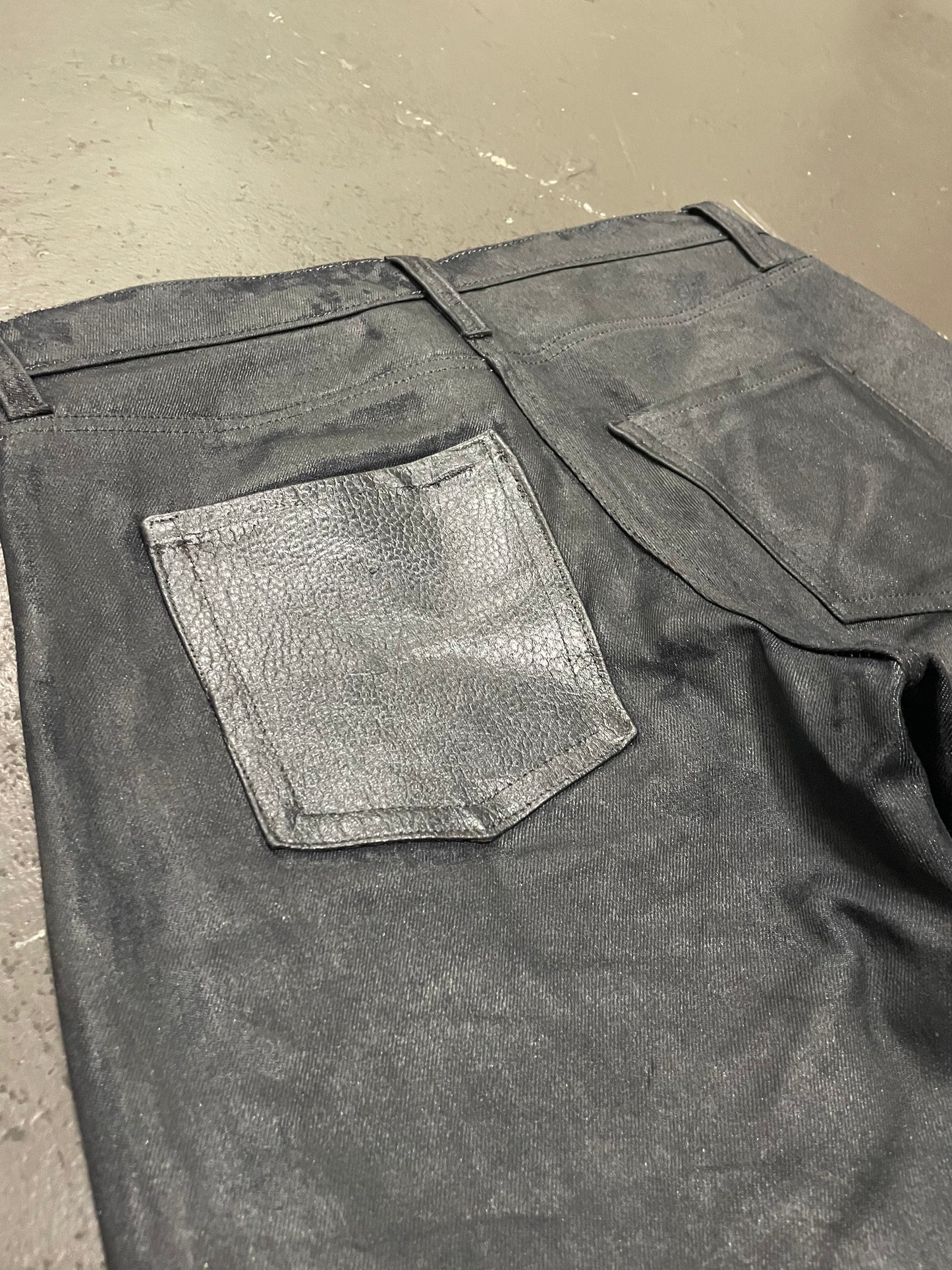 ‘ORION’ CUT DENIM