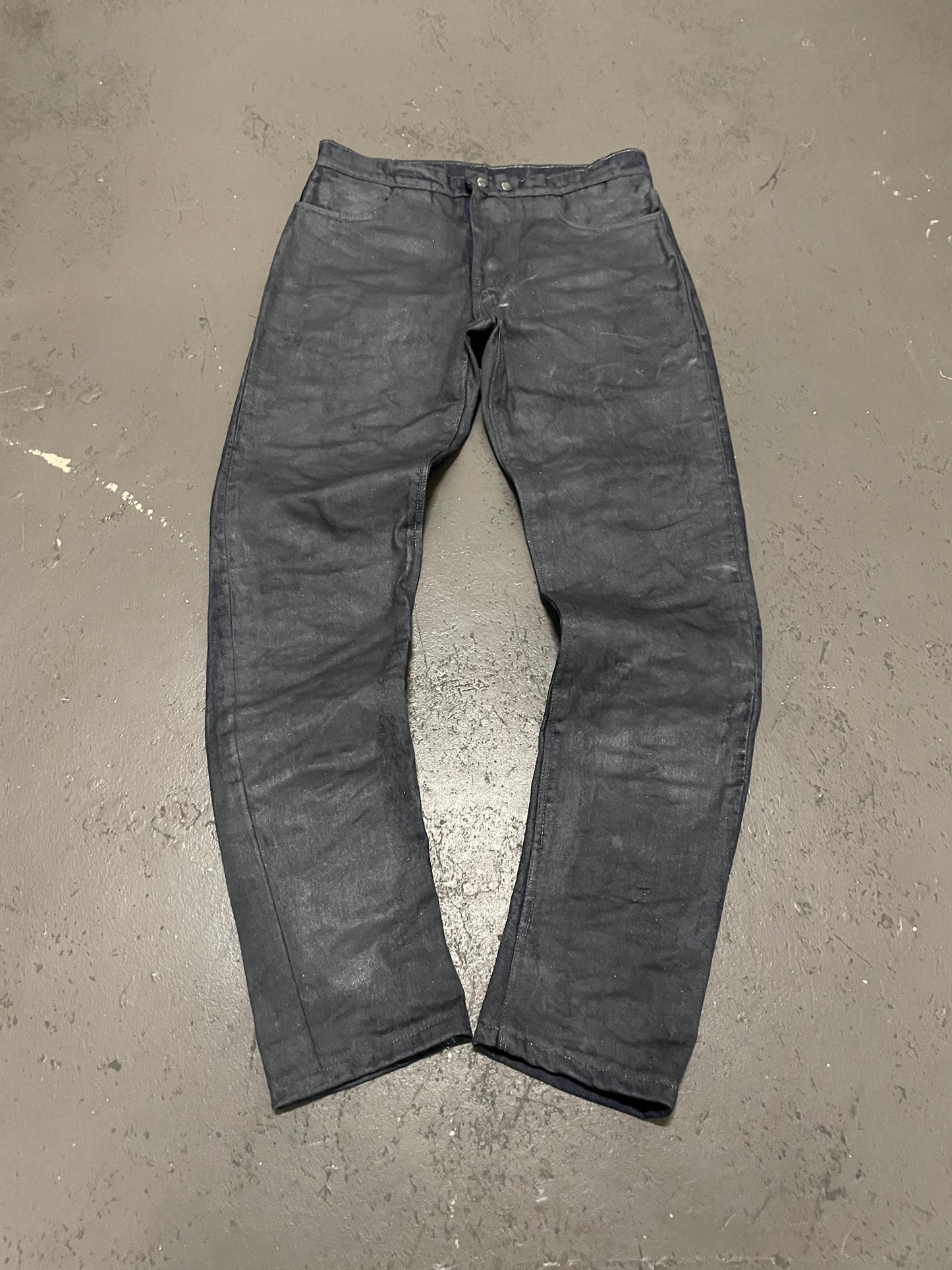 ‘NOAH’ CUT DENIM